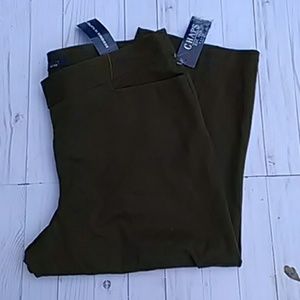 Chaps Sliming Fit Capri Pants Size 16W